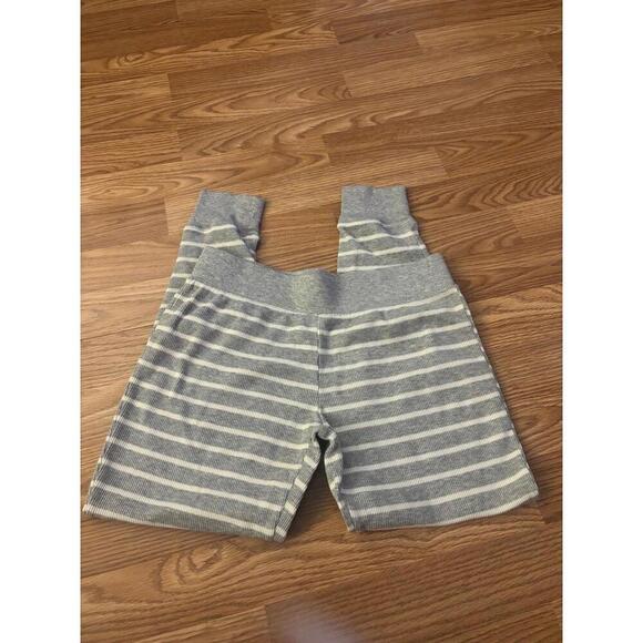 Gillian O’Malley Stripe Pajama Set Size Small - Picture 5 of 9